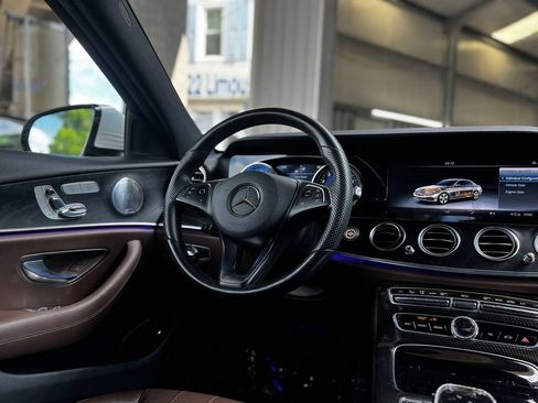 Used 2017 Mercedes-Benz E 300 w/ Premium 1 Package image 31