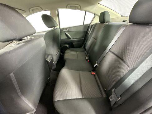 Used 2013 MAZDA MAZDA3 i Sport FWD image 26