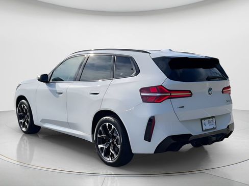 Certified 2026 BMW X3 xDrive30i w/ M Sport Package AWD/4WD image 6