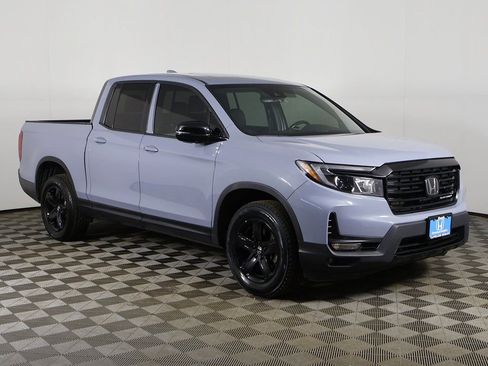 Used 2023 Honda Ridgeline Black Edition image 2