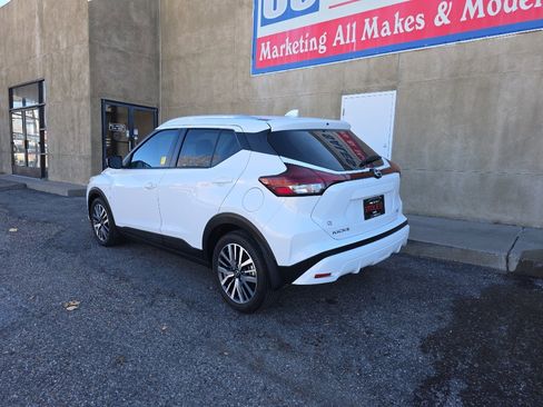 Used 2024 Nissan Kicks SV image 5