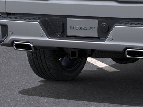 New 2026 Chevrolet Silverado 1500 High Country AWD/4WD image 14