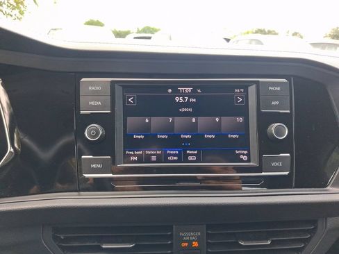 Certified 2024 Volkswagen Jetta S FWD image 15