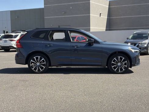 Used 2024 Volvo XC60 B5 Plus AWD/4WD image 6