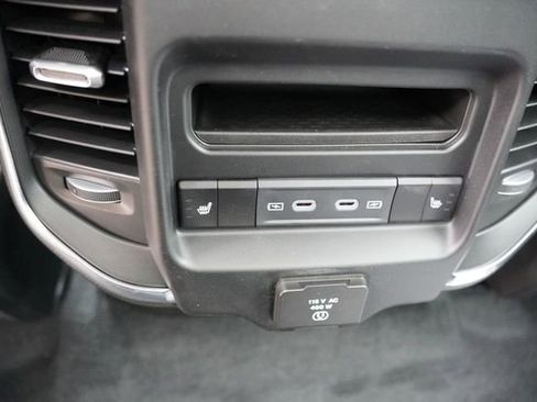 New 2026 RAM 1500 Laramie AWD/4WD image 12