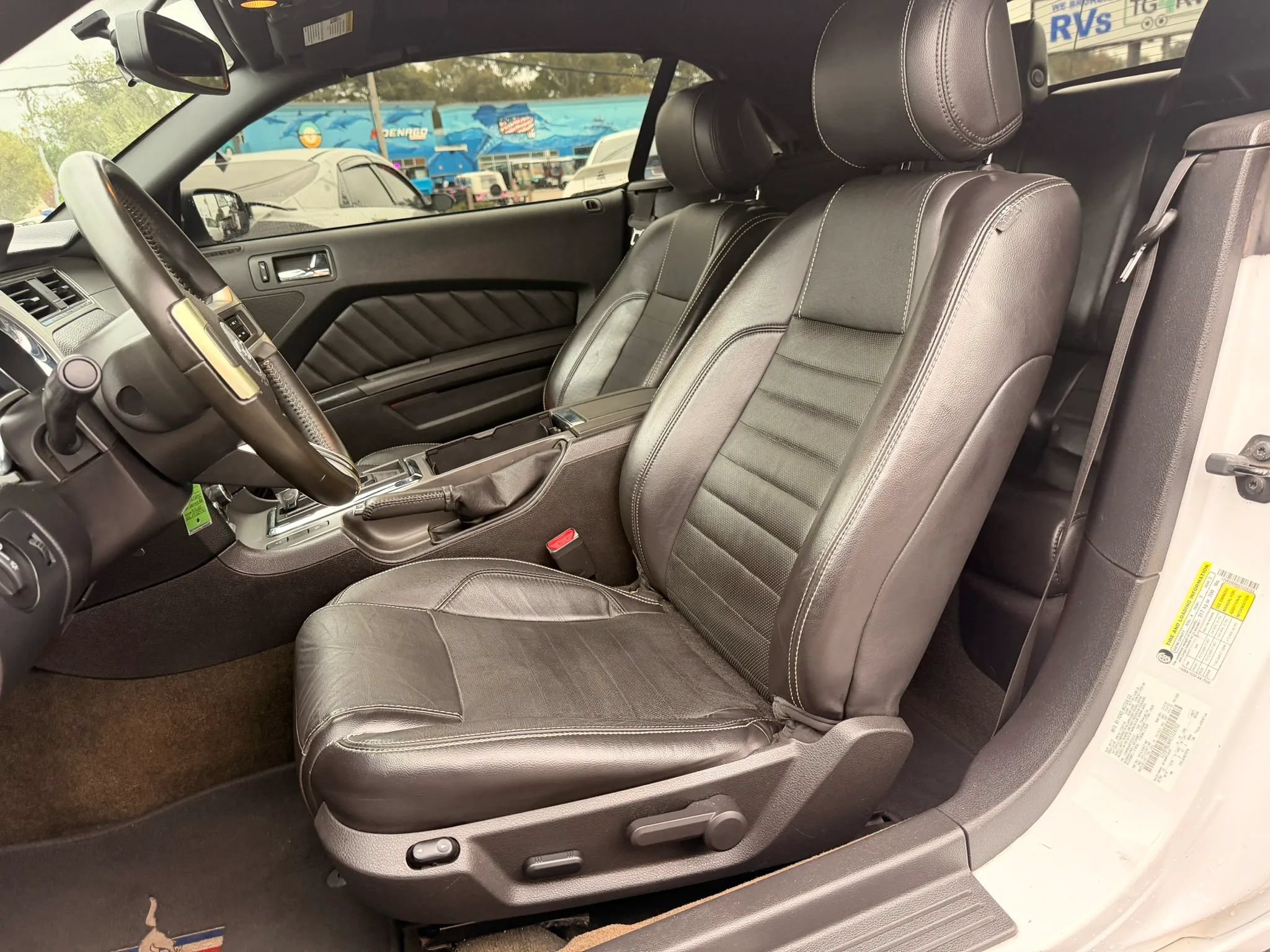 Used 2014 Ford Mustang Premium RWD image 20