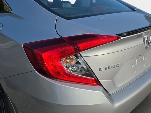 Used 2021 Honda Civic Sport image 30