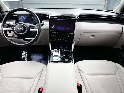 Certified 2024 Hyundai Tucson Limited AWD/4WD image 18
