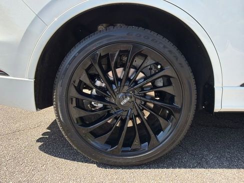 New 2026 Lincoln Aviator Reserve image 18