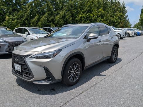 Used 2025 Lexus NX 350 AWD w/ Accessory Package (2T) image 7