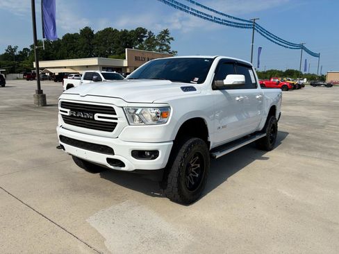 Used 2021 RAM 1500 Lone Star AWD/4WD image 2