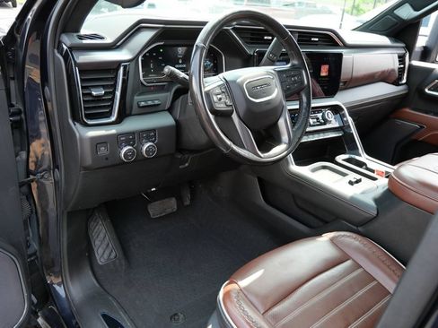 Certified 2024 GMC Sierra 3500 Denali Ultimate AWD/4WD image 14