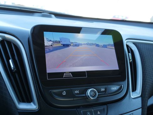 Used 2024 Chevrolet Malibu LT image 28