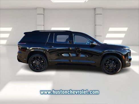 New 2026 Chevrolet Traverse RS image 7