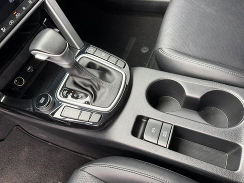 Used 2022 Kia Seltos SX image 25