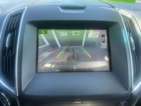 Used 2015 Ford Edge Titanium w/ Equipment Group 301A AWD/4WD image 26