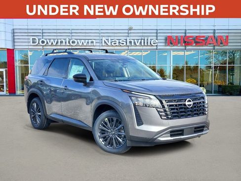 New 2026 Nissan Pathfinder SL w/ SL Premium Package AWD/4WD image 1