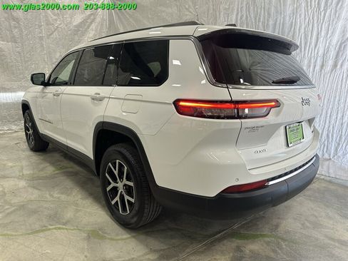 Used 2023 Jeep Grand Cherokee L Limited AWD/4WD image 7