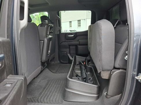 Used 2020 Chevrolet Silverado 1500 Custom Trail Boss w/ Custom Convenience Package AWD/4WD image 9