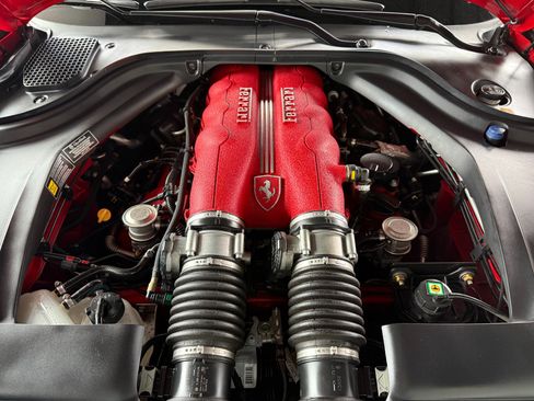 Used 2012 Ferrari California image 46