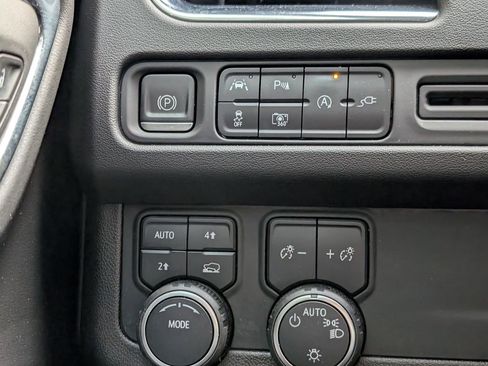 Used 2022 Chevrolet Tahoe RST w/ Sport Performance Package AWD/4WD image 31