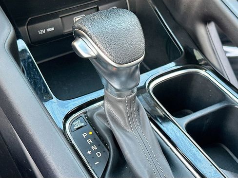 Certified 2025 Kia Telluride LX image 17