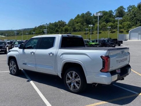 Used 2024 Toyota Tundra Capstone AWD/4WD image 3