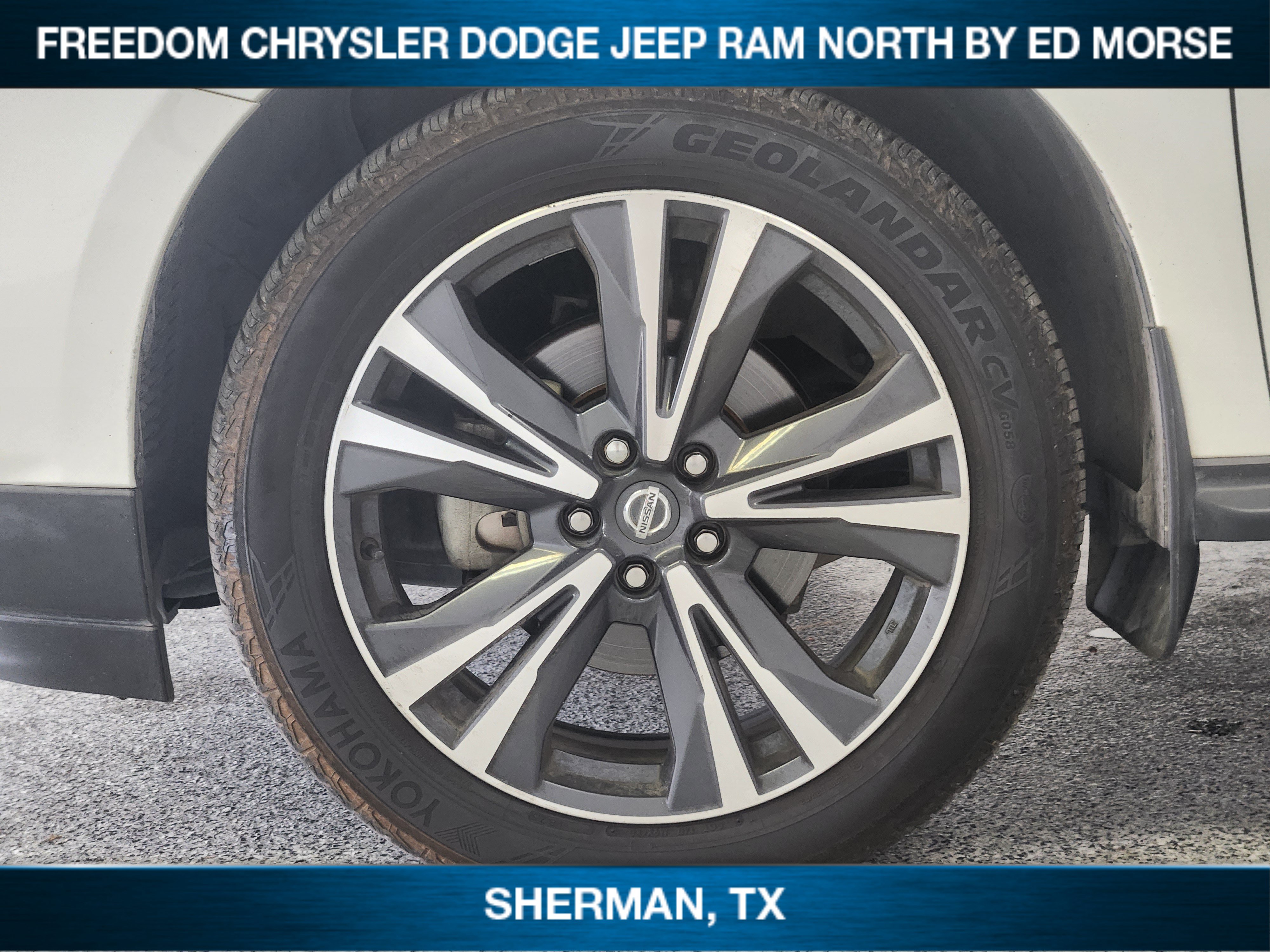 Used 2020 Nissan Pathfinder Platinum w/ Cargo Package AWD/4WD image 7