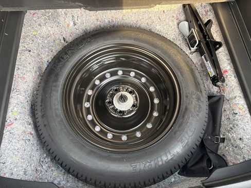 Used 2023 Honda CR-V LX image 30