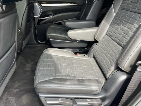 Certified 2025 Cadillac Escalade Sport Platinum image 19