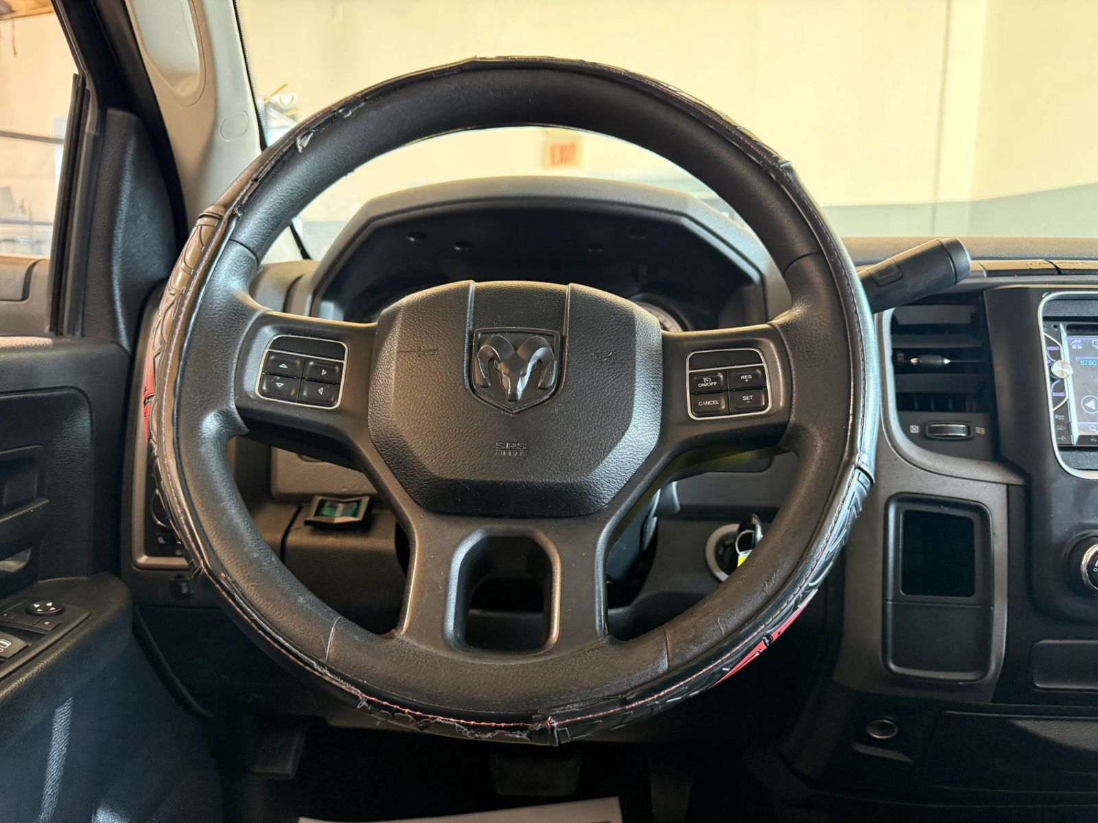Used 2014 RAM 1500 Express RWD image 13