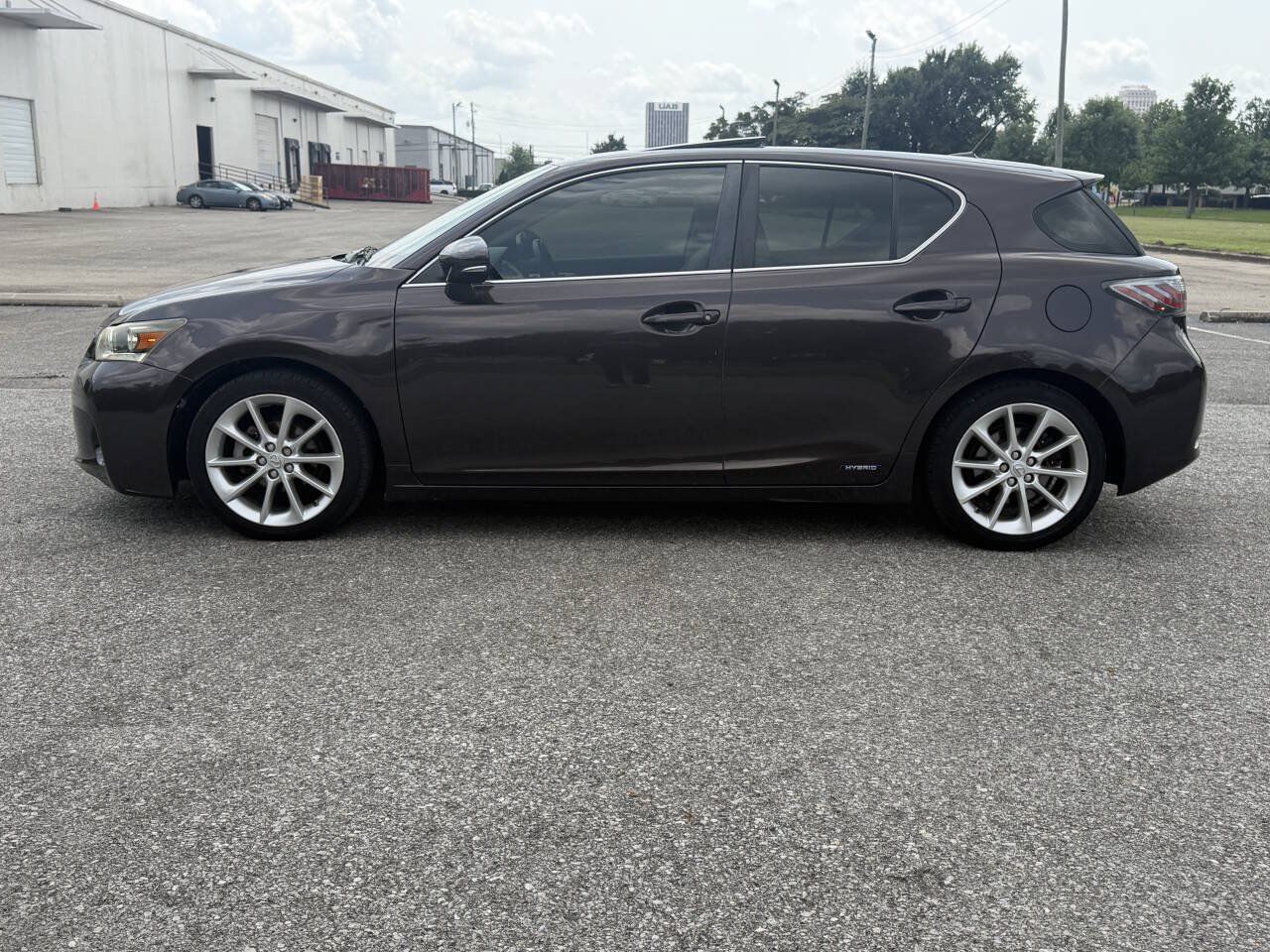 Used 2013 Lexus CT 200h FWD image 3