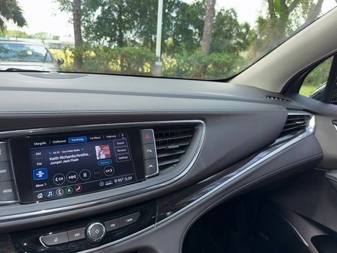 Used 2020 Buick Enclave Avenir w/ Avenir Technology Package AWD/4WD image 51