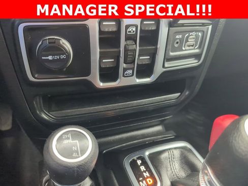 Used 2023 Jeep Wrangler Unlimited Sport image 24