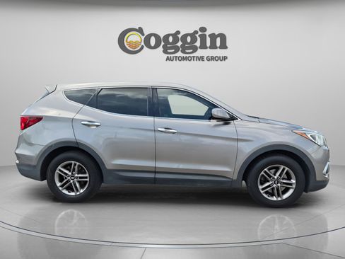 Used 2018 Hyundai Santa Fe Sport FWD image 7