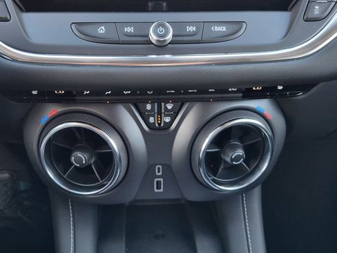 Used 2025 Chevrolet Blazer LT w/ Convenience Package image 20