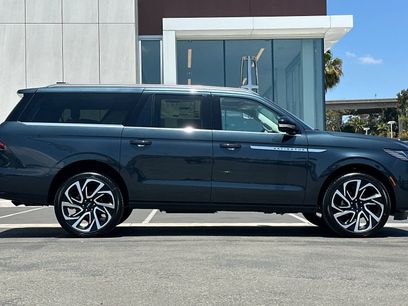 New 2026 Lincoln Navigator L Reserve