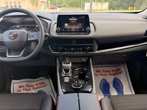 New 2026 Nissan Rogue SV w/ Rock Creek Premium Package AWD/4WD image 27