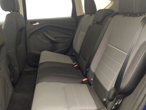 Used 2015 Ford Escape SE FWD image 18