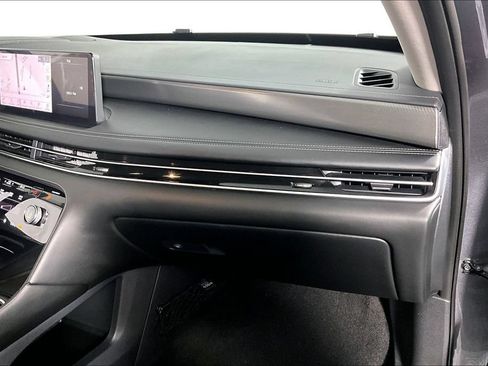 Used 2023 INFINITI QX60 Luxe w/ Vision Package AWD/4WD image 16