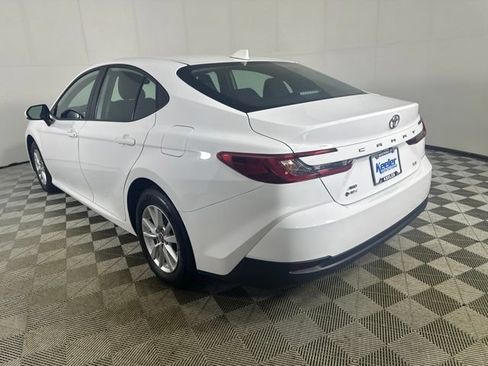 Used 2025 Toyota Camry LE w/ Convenience Package AWD/4WD image 5