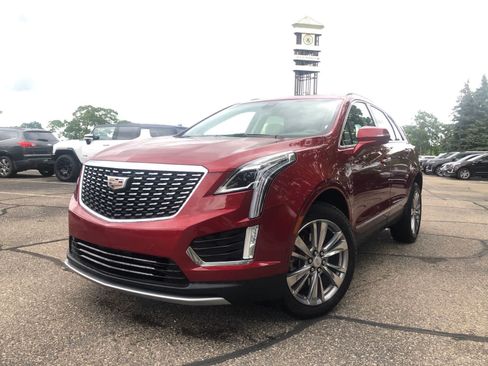 Used 2023 Cadillac XT5 Premium Luxury w/ LPO, Floor Liner Package AWD/4WD image 1