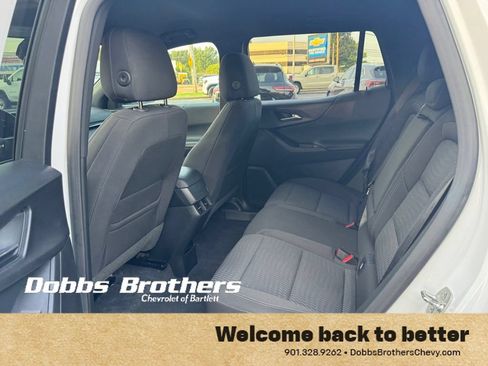 Used 2026 Chevrolet Equinox LT FWD image 32