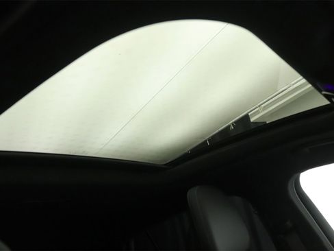 New 2026 Mercedes-Benz GLC 300 4MATIC image 14