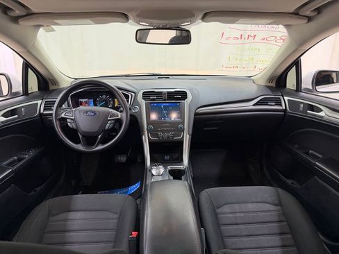 Used 2020 Ford Fusion SE FWD image 21