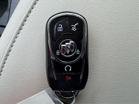 Used 2022 Buick Enclave Premium w/ Surround and Sites Package AWD/4WD image 34