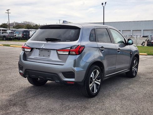 Used 2021 Mitsubishi Outlander Sport Black Edition image 4