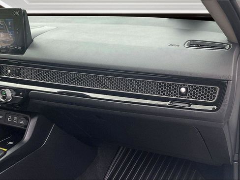 Used 2023 Honda Civic Touring image 16