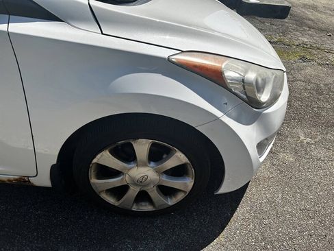 Used 2011 Hyundai Elantra Limited FWD image 7