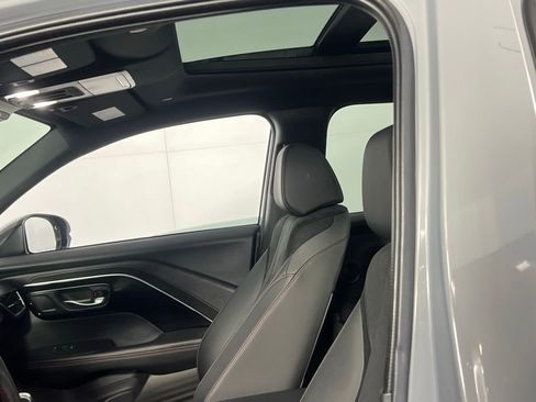 Used 2025 Acura ADX A-Spec image 24